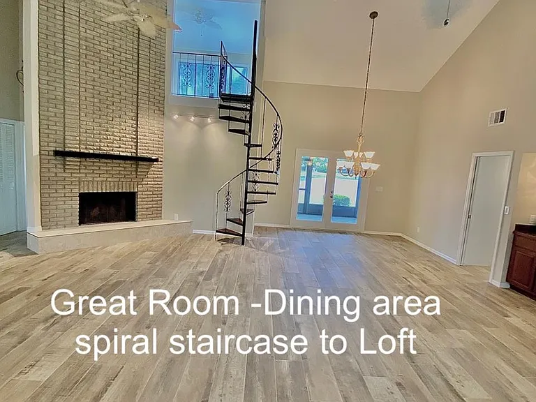 401 Crystal Lake Dr — Photo 24