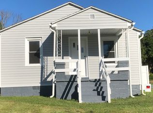 5208 Summit Ave #1, Greensboro, NC 27405