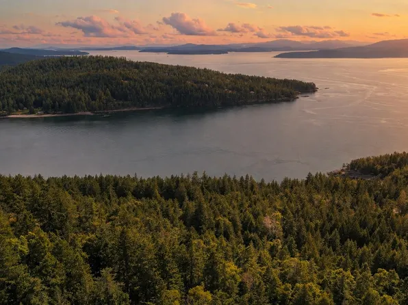 346 Deacon Hill Rd, Southern Gulf Islands, BC V0N 2J2