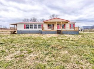 336 Calhoun Rd, La Follette, TN 37766