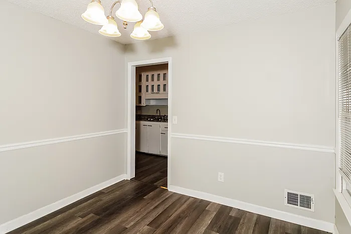 651 Cedar Field Ln — Photo 5