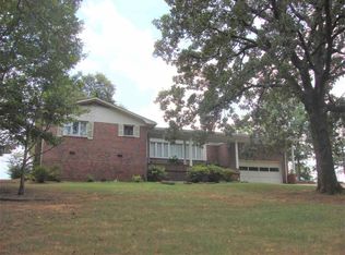 1421 Bellevue Dr, Gadsden, AL 35904
