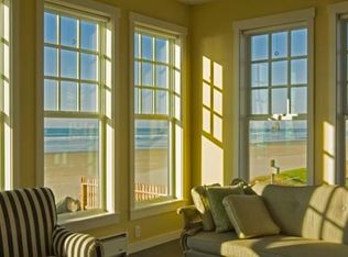 281 W Umpqua St, Cannon Beach, OR 97110