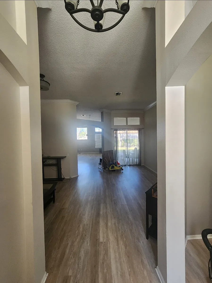 Home Entry 
(11ft Ceilings) - 4219 67th Avenue Cir E