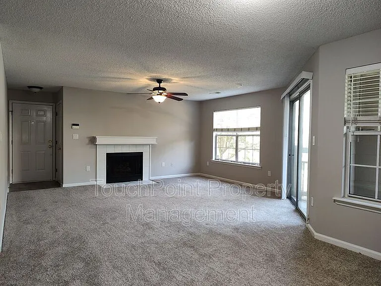 5001 Sharon Rd #K — Photo 10