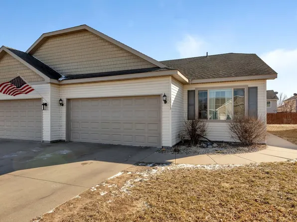 1933 Knollwood Cir, Saint Cloud, MN 56303