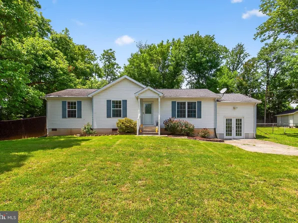 140 Morgan St, Inwood, WV 25428