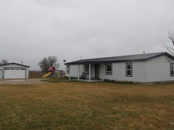 27520 Pearl Rd, Parma, ID 83660