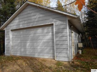 23267 Diamond Lake Rd, Bovey, MN 55709
