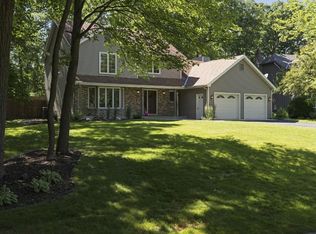 17440 6th Ave N, Plymouth, MN 55447