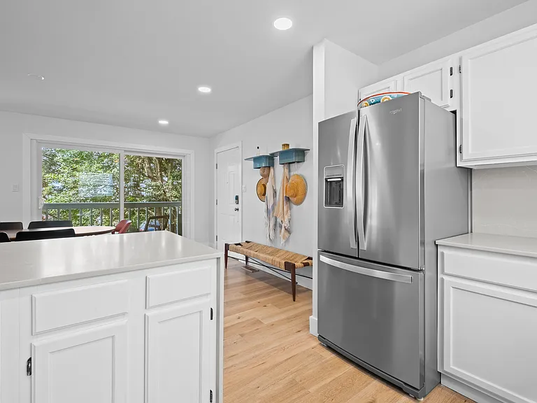 9417 Winchester Ave #A — Photo 10