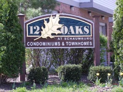 1650 White Oak Ln APT 4, Schaumburg, IL, 60195