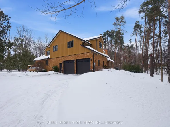 21 Stone Sound, Scugog, ON L9L 1P5