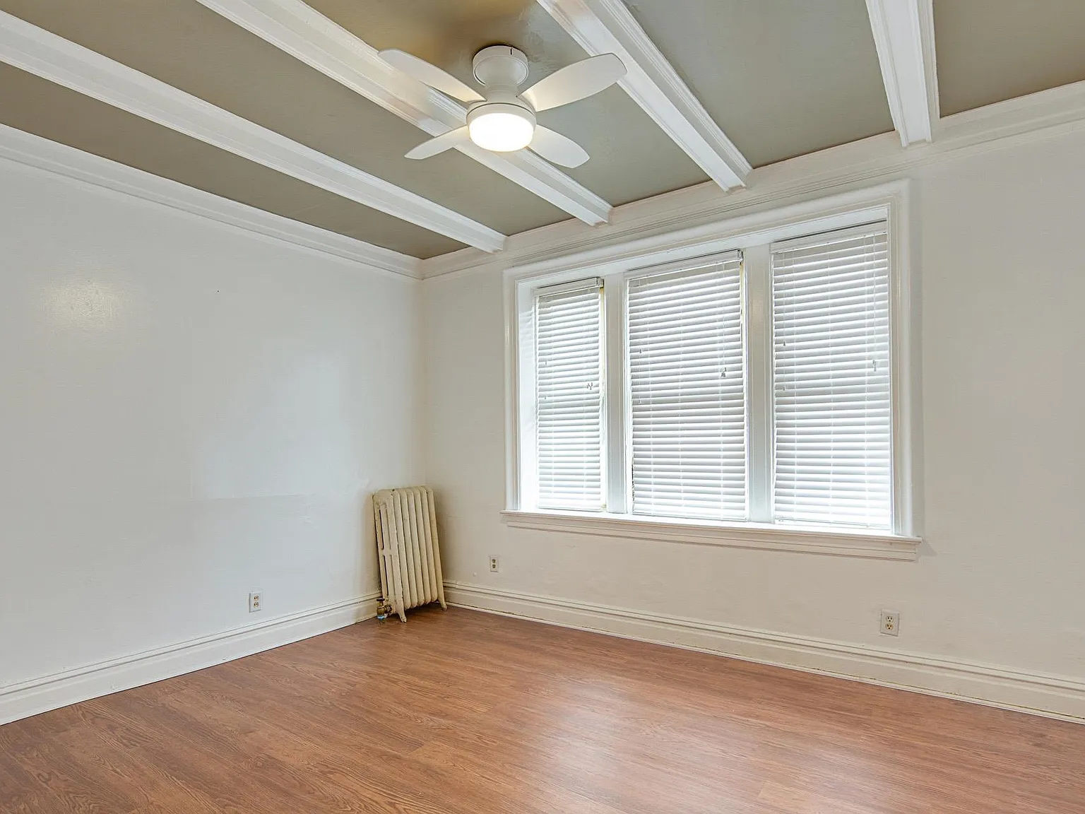1 bed, 1.0 bath, 605 sqft, $1,900 — Photo 4