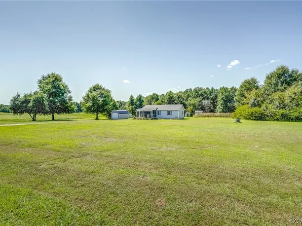 12240 Willow Oaks Ln, Wilsons, VA 23894
