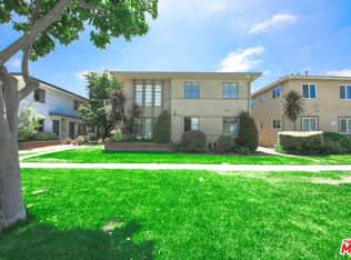 3201 S Barrington Ave, Los Angeles, CA 90066