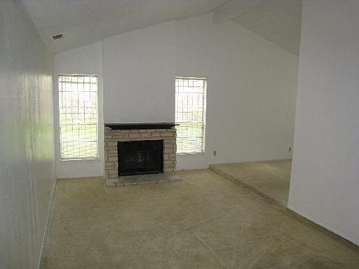 5th image of 1206 RIO LINDA DR