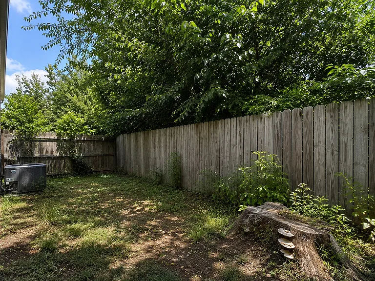 313 Casie Ct #313 — Photo 9
