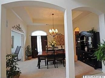3rd image of 37 Forsgate Way