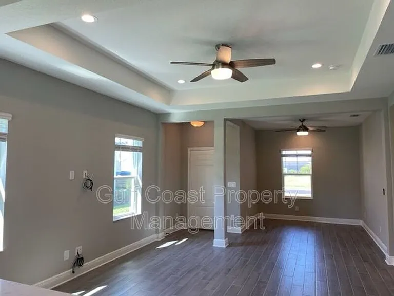 2620 Star Apple Way — Photo 3