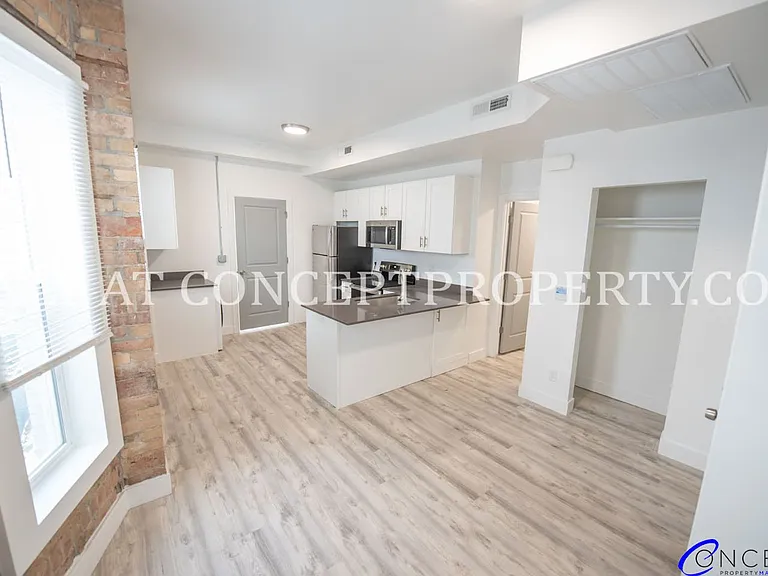 First Avenue Flats — Photo 146