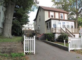 10 Saratoga St, Randolph, MA 02368