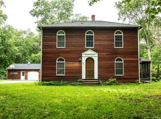 331 Wolf Den Rd, Brooklyn, CT 06234