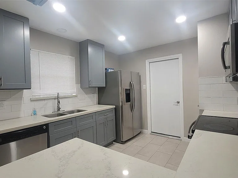 22131 Pearl Lake Dr — Photo 8