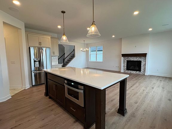 5th image of 1776 Laquey Ave NE