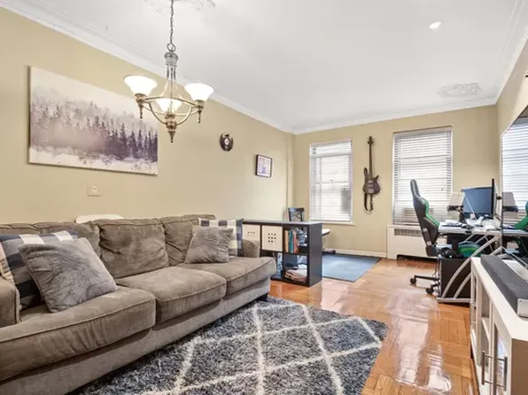 190 E Mosholu Pkwy S APT 1H, Bronx, NY 10458