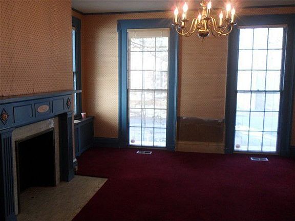 2nd image of 303 Clinton Ave