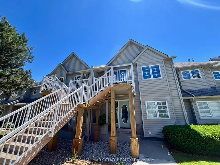 162 Settlers Way #16 — Photo 2