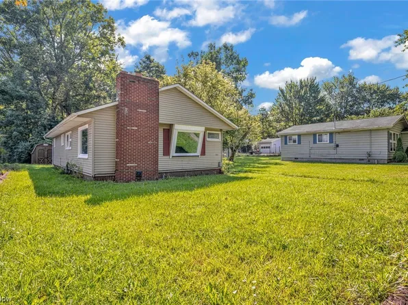 283 S Pleasant St, Oberlin, OH 44074