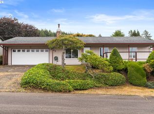 2125 Orchard Ct, Tillamook, OR 97141