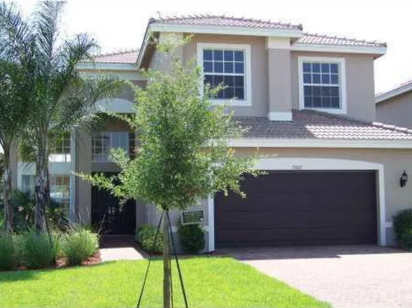 2007 Grey Falcon Cir SW, Vero Beach, FL 32962