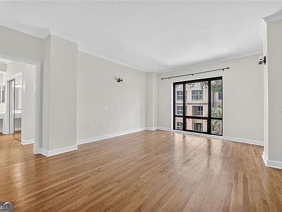 3rd image of 3475 Oak Valley Rd NE APT 250