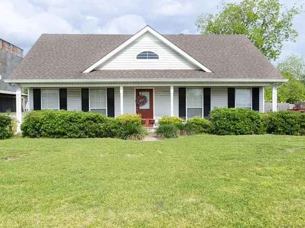 508 Lakota St, Iowa, LA 70647