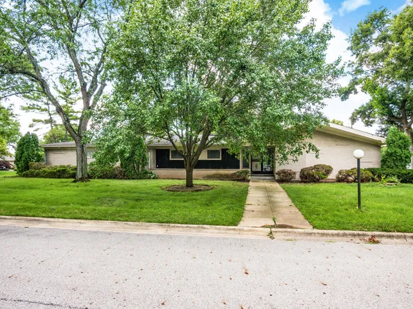 1633 S Roosevelt Ave, Columbus, OH 43209