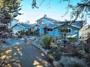 6881 Sunnyslope Ave, Castro Valley, CA 94552