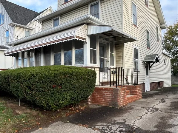 215 W Commercial St, East Rochester, NY 14445