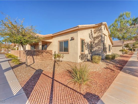 2050 Los Feliz St Unit 102, Las Vegas, NV 89156