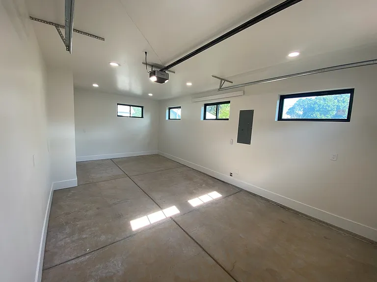 4208 1/2 S Fox St — Photo 14
