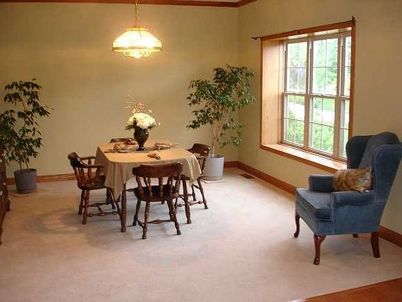 3rd image of 2189 E Burcham Dr