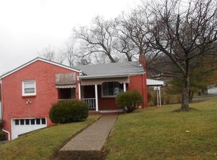 579 Sarah St, Carnegie, PA 15106