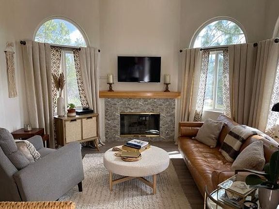 3rd image of 32502 Pinebluff Pl