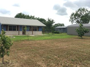 1138 State Highway 173, Bigfoot, TX 78005