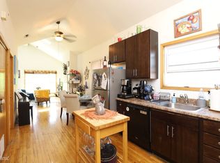 1450 W Cortez St #4, Chicago, IL 60642