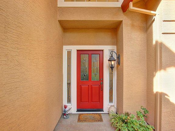 4th image of 102 Fricke Ct