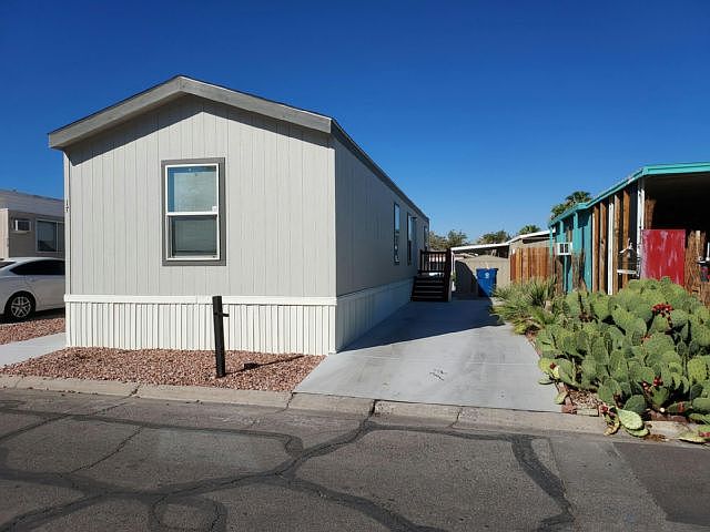 1st image of 2038 Palm St #17