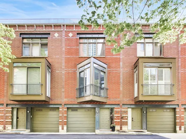 320 N Clinton St APT D, Chicago, IL 60661